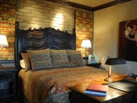 Contemporary Santa Fe Stone